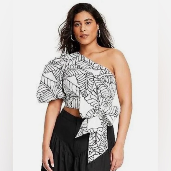 Target x Fe Noel Tops - (NWT) Fe Noel Black / White Palm Print One Shoulder Puff Sleeve, Waist Tie, 12